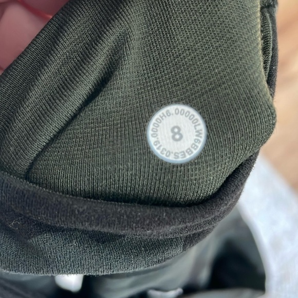 lululemon athletica Camo Leggings - Black and Green - Picture 5 of 9